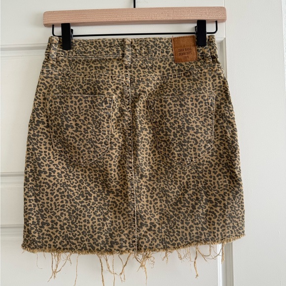 Zara Leopard Print Front Slit Mini Skirt Size Extra Small - Picture 4 of 6